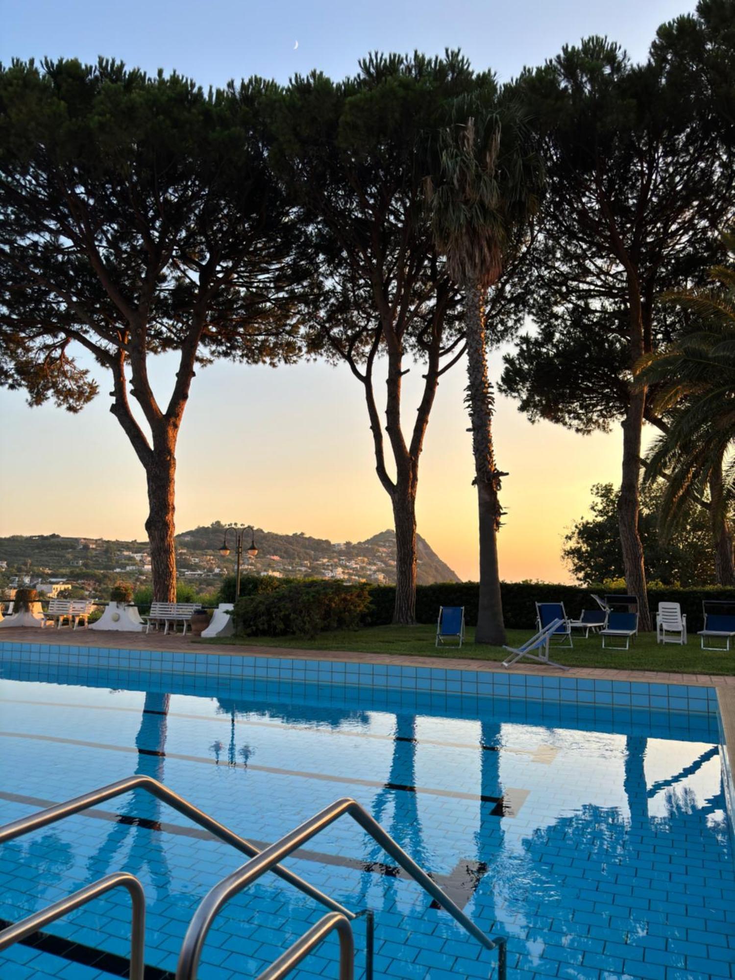 Villa Moma Giardino, Tennis E Piscina Panoramica Ischia Bagian luar foto